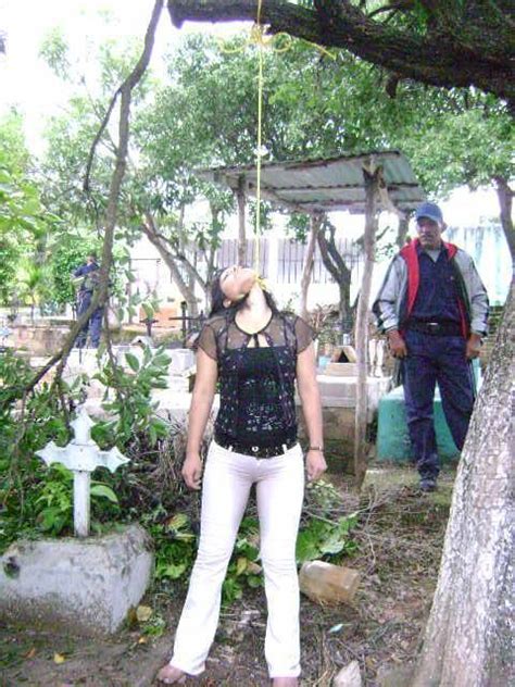 girl hung in austin